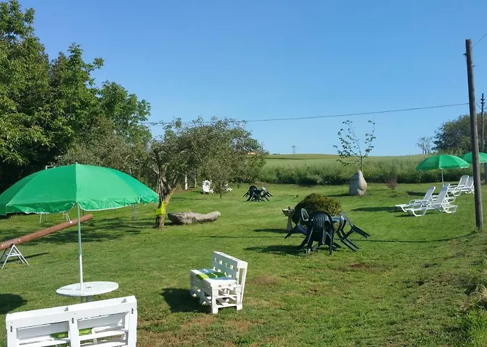 לינה וארוחת בוקר Il Tiglio 4*